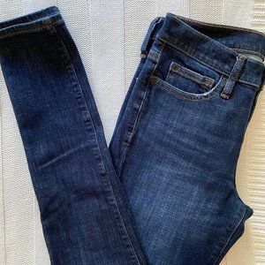 Gap True Skinny Dark Rinse Jeans 28T